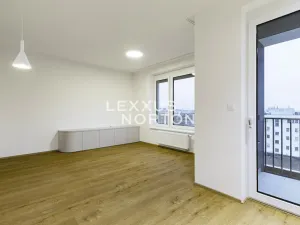 Pronájem bytu 2+kk, Praha - Vysočany, Střídavá, 53 m2