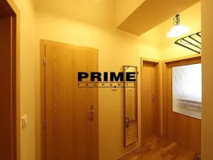 Pronájem bytu 3+kk, Praha - Vinohrady, Na Kozačce, 60 m2