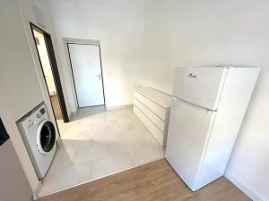 Pronájem bytu 1+kk, Praha - Vysočany, Poděbradská, 27 m2