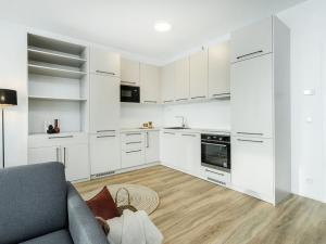 Pronájem bytu 3+kk, Praha - Vysočany, Odkolkova, 85 m2