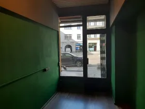 Pronájem obchodního prostoru, Prostějov, Žižkovo nám., 30 m2