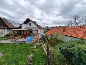 Prodej chalupy, Řásná, 300 m2