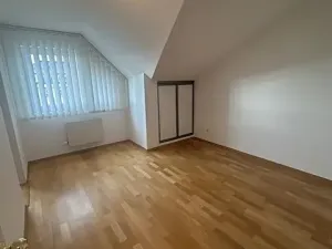 Pronájem bytu 4+1, Praha - Libeň, Společná, 136 m2