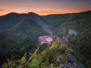 Prodej rodinného domu, Beroun, Hněvkovského, 341 m2