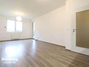 Pronájem bytu 2+kk, Praha - Vysočany, Svatošových, 53 m2