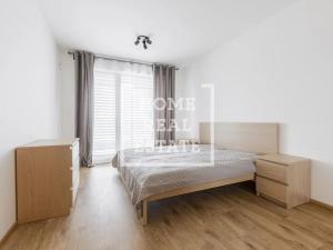 Pronájem bytu 2+kk, Praha - Žižkov, Šrámkové, 79 m2