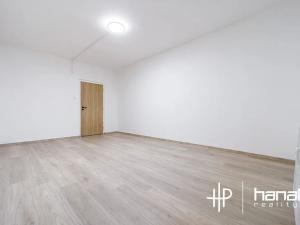 Pronájem bytu 3+1, Olomouc, Hněvotínská, 77 m2