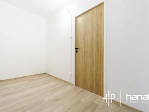 Pronájem bytu 3+1, Olomouc, Hněvotínská, 77 m2