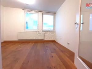 Prodej bytu 1+kk, Praha - Vinohrady, Perucká, 26 m2