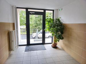 Prodej bytu 3+kk, Praha - Bohnice, Radomská, 62 m2