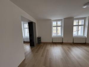 Pronájem bytu 2+kk, Praha - Staré Město, Školní, 60 m2