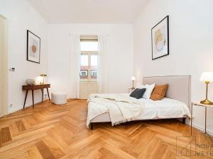 Prodej bytu 2+kk, Praha - Malá Strana, Újezd, 71 m2