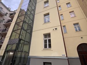 Pronájem bytu 2+kk, Praha - Holešovice, Šimáčkova, 50 m2