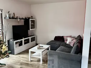 Pronájem rodinného domu, Králův Dvůr, Větrná, 94 m2