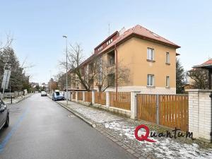 Pronájem bytu 2+kk, Praha - Břevnov, Hošťálkova, 85 m2