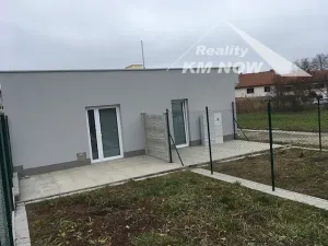 Pronájem bytu 2+kk, Zborovice, 43 m2