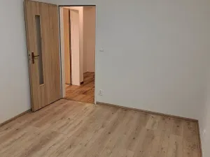 Pronájem bytu 2+kk, Praha - Štěrboholy, Hrušovská, 46 m2