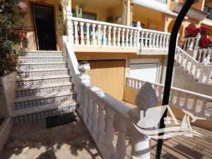 Prodej rodinného domu, Orihuela, Španělsko, Paseo Marítimo de Playa Flamenca, 85 m2