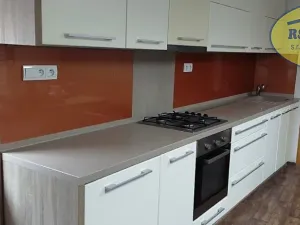 Pronájem výrobních prostor, Kroměříž, 398 m2