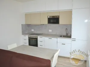 Pronájem bytu 1+kk, Praha - Kyje, Sicherova, 38 m2