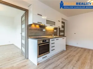 Pronájem bytu 2+kk, Beroun, Na Klášteře, 41 m2