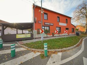 Pronájem restaurace, Lysá nad Labem, 151 m2