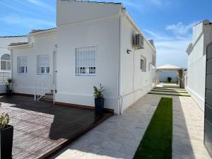 Prodej vily, Torrevieja, Španělsko, 120 m2