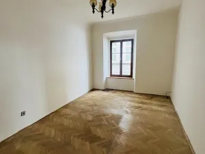 Prodej bytu 2+1, Šternberk, Horní náměstí, 66 m2