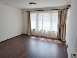 Pronájem bytu 2+kk, Praha - Vysočany, Sokolovská, 50 m2