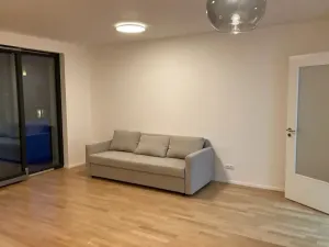 Pronájem bytu 1+kk, Praha - Žižkov, Seifertova, 40 m2