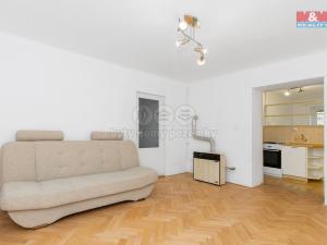 Pronájem bytu 2+1, Rybitví, Činžovních domů, 52 m2