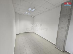 Pronájem kanceláře, Nupaky, Komerční, 300 m2