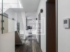 Prodej rodinného domu, Praha - Dolní Měcholupy, Na návsi, 347 m2