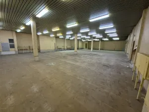 Pronájem skladu, Praha - Lhotka, Na rovinách, 400 m2