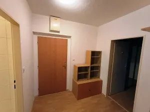 Pronájem bytu 2+kk, Praha - Troja, Hnězdenská, 43 m2