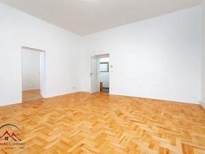 Pronájem bytu 3+1, Krnov, K. Čapka, 80 m2