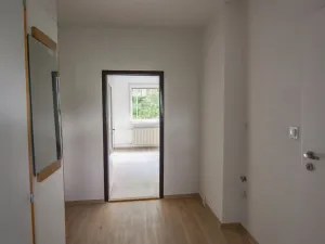 Pronájem bytu 2+kk, Liberec, Sněhurčina, 44 m2