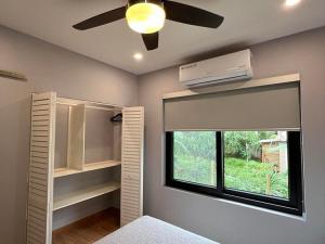Prodej bytu 3+1, Coxen Hole, Roatán, Honduras, 139 m2