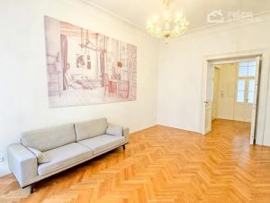 Pronájem bytu 3+1, Praha - Vinohrady, Balbínova, 70 m2