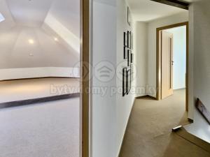 Prodej bytu 5+1, Opava - Předměstí, Komenského, 180 m2
