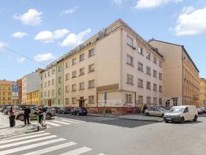 Pronájem bytu 1+kk, Praha - Smíchov, Vrázova, 28 m2