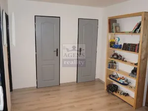 Prodej bytu 3+1, Praha - Stodůlky, Husníkova, 84 m2