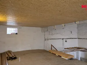 Pronájem skladu, Louny, Říční, 204 m2