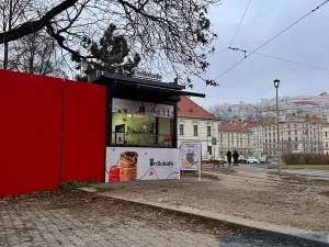 Pronájem komerčního pozemku, Brno, Mendlovo náměstí, 13 m2