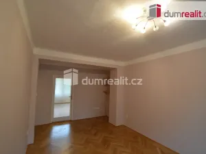 Pronájem bytu 2+1, Praha - Žižkov, Pod lipami, 53 m2