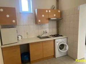 Pronájem bytu 1+kk, Příbram, Zdabořská, 21 m2