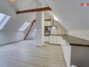 Prodej obchodního prostoru, Krupá, 170 m2