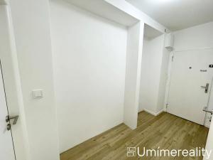 Pronájem bytu 2+1, Praha - Modřany, Klostermannova, 60 m2