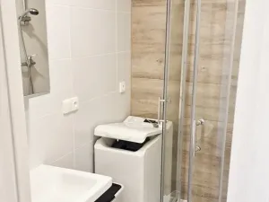 Pronájem bytu 2+kk, Praha - Braník, Novodvorská, 40 m2