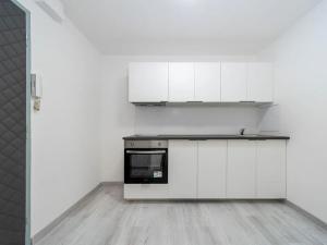 Pronájem bytu 1+1, Praha - Chodov, Kunínova, 30 m2